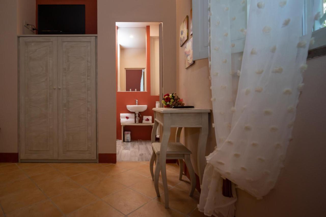 Vecchio Granaio Panzió Pisa Kültér fotó